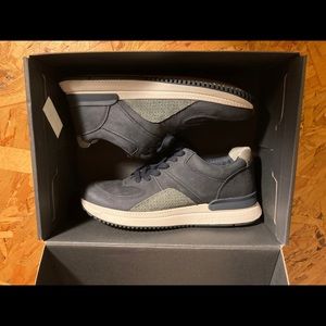 Everlane The Trainer in Navy Nubuck W8.5